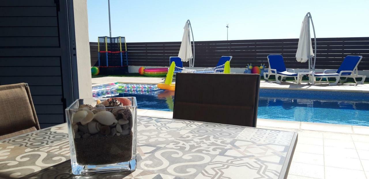 "Fun In The Sun" Villa 페이야 외부 사진